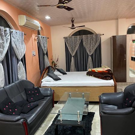Hotel Swarg Muzaffarpur Bagian luar foto